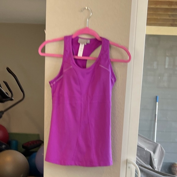 Athleta Tops - Athleta fuchsia built in bra pockets in back sleeveless Tank Top. Size Small